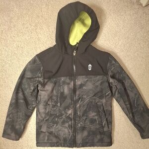 Size 5/6 Free Country Softshell Jacket